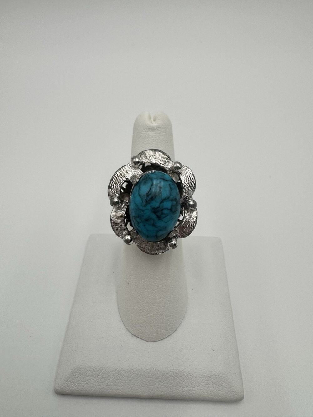 Southwestern Style Faux Turquoise Silvertone Ring Size 7